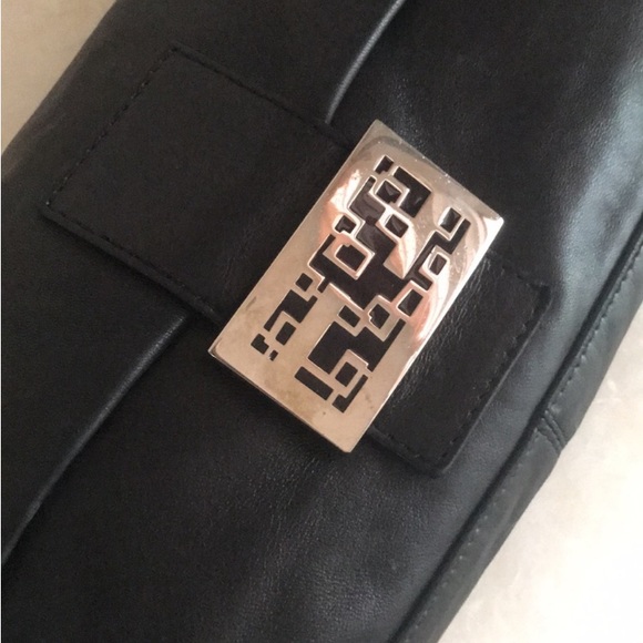 FENDI BAG.    SOLD.     SOLD - Picture 2 of 6